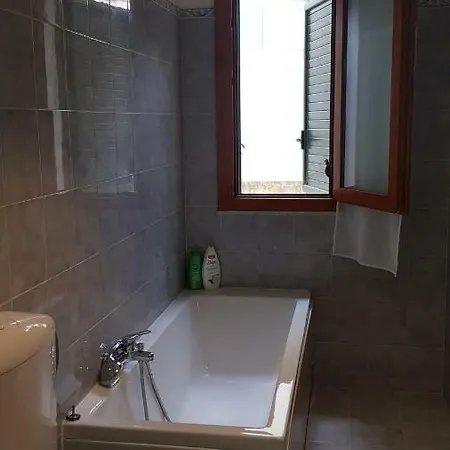 La Pietra Di * Noto